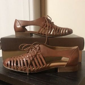 NWT Franco Sarto Andrews Sandal w Laces